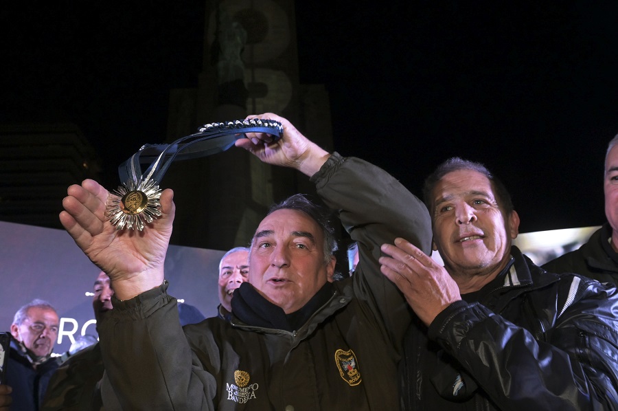 Homenaje Distinguen A Excombatientes De Malvinas En El Monumento Nacional A La Bandera 4294